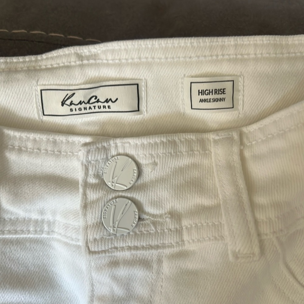 Kancan white ankle Jean